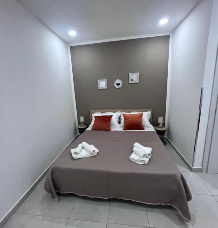 Bed and Breakfast Le Stanze Di Rosalia Palermo Exterior foto